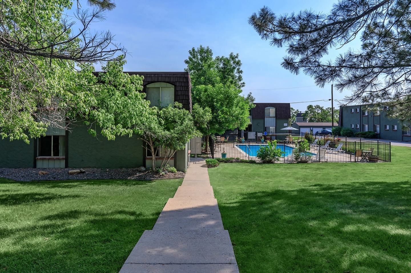 Green Mountain Apartments Image 18