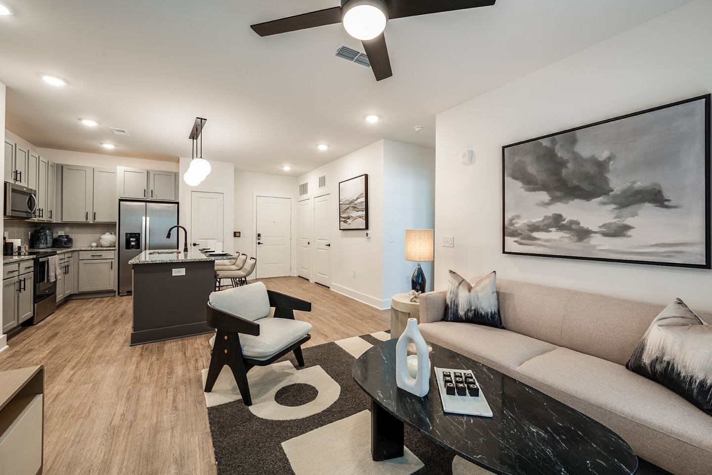 Perla Luxury Apartments Image 29