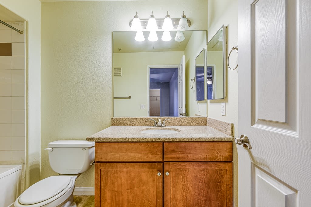 BORGATA CONDOMINIUMS Image 19