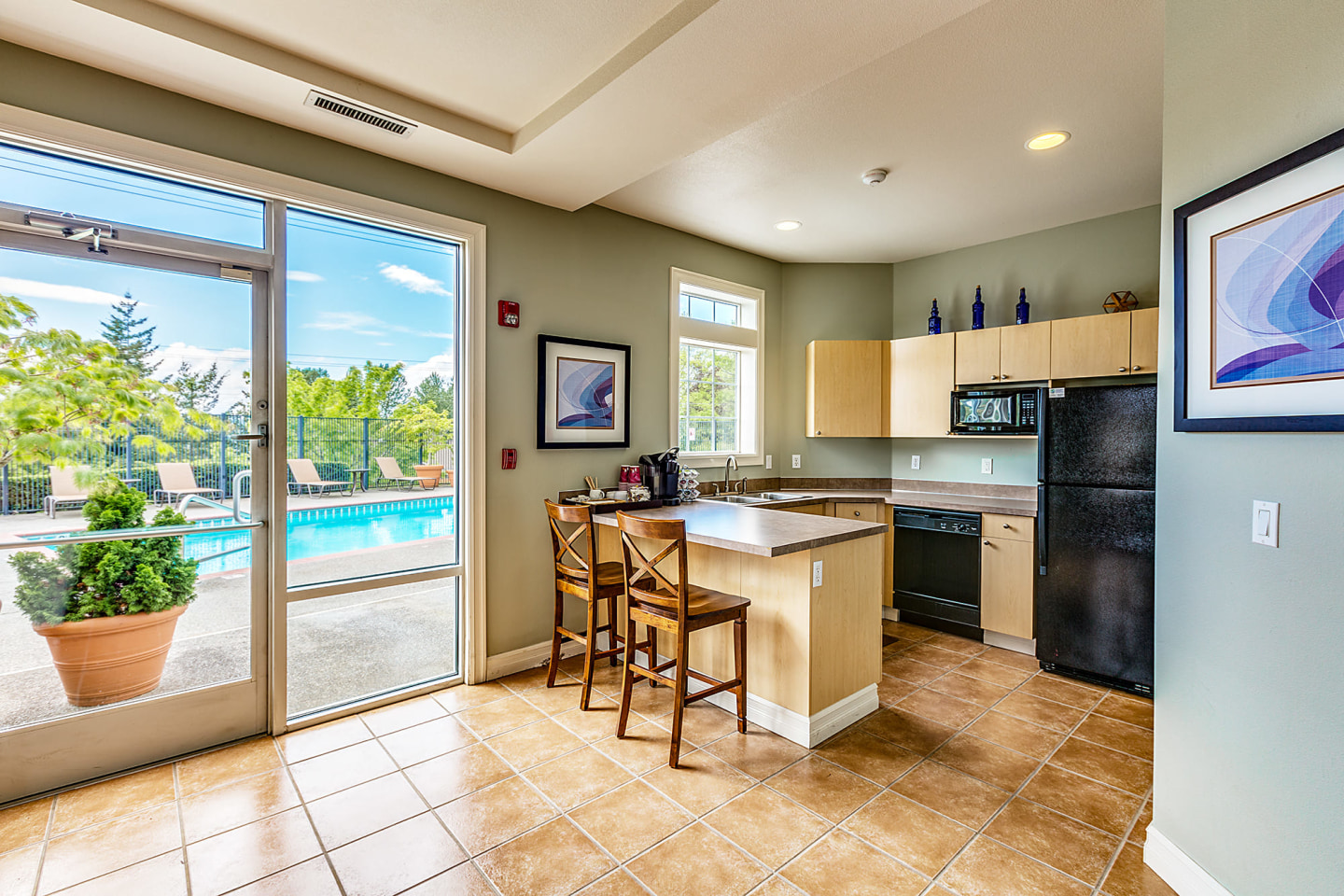 Borgata Apartments and Townhomes Image 14