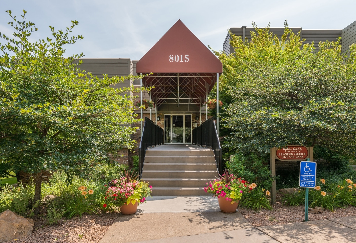 Royal Oaks Image 9