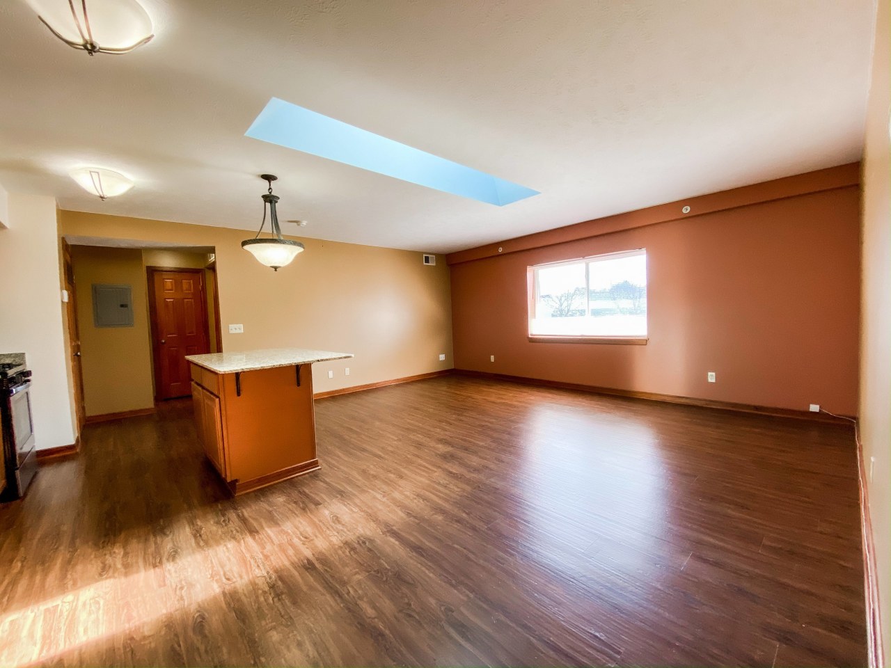 Hallwood Manor Apartments Image 4