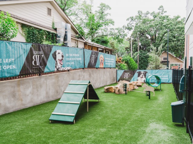 Alexan Buckhead Village Image 17