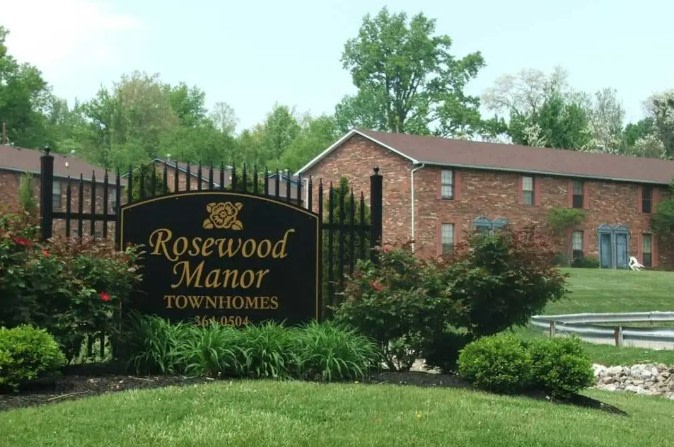 Rosewood Manor Image 20