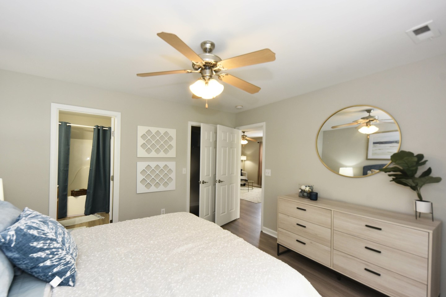 Residences at Devanshire Image 11