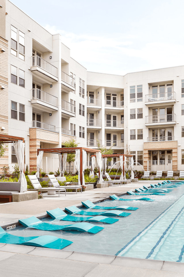 7575 Town Center Image 16