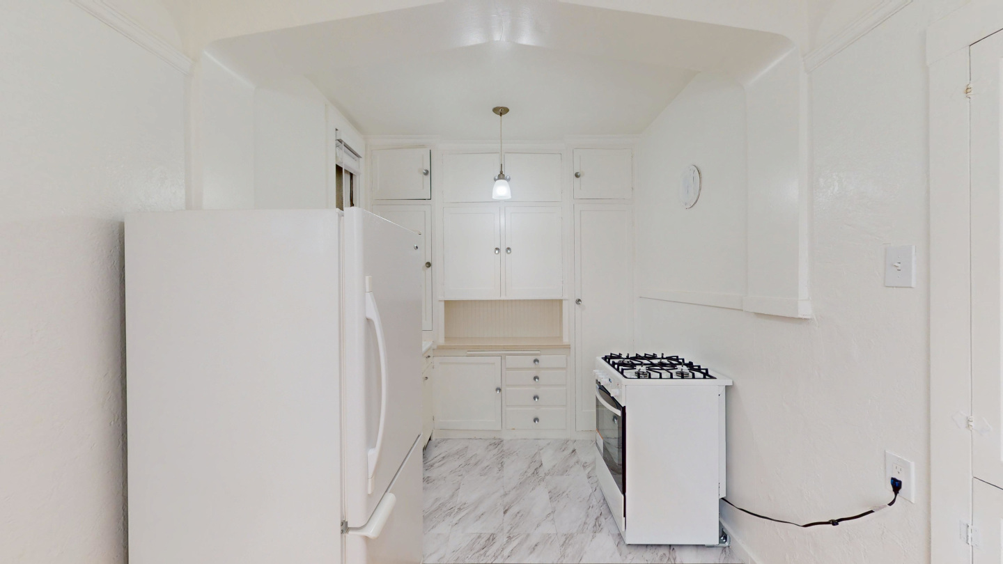 2656 Van Ness Avenue Image 2