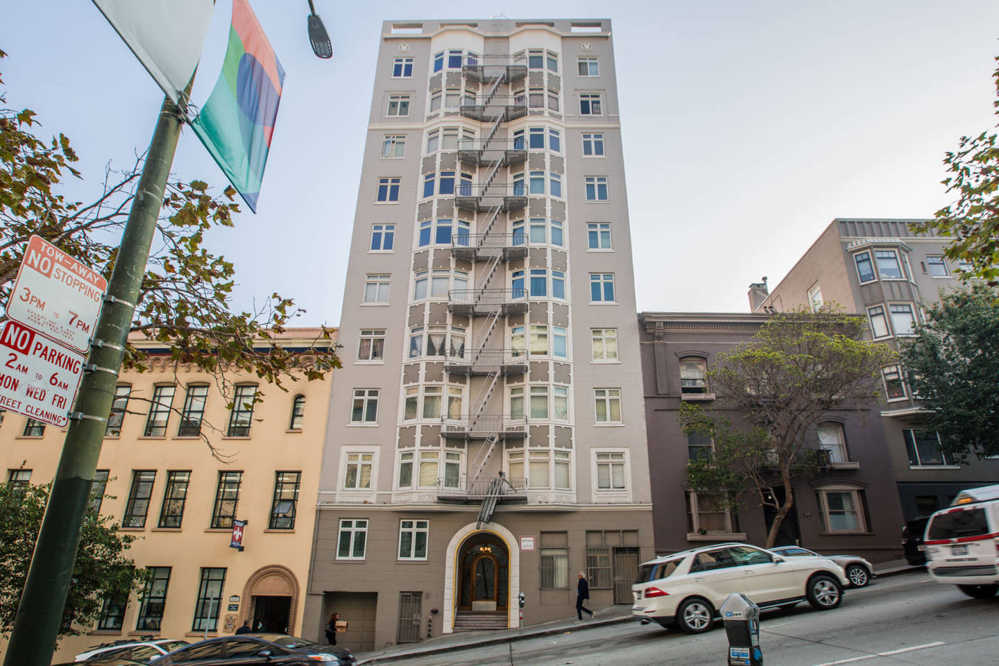 665 Pine Street Image 17