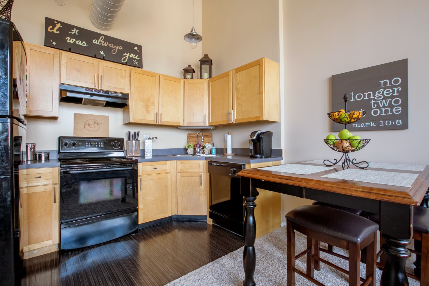 East 8 Lofts Image 7