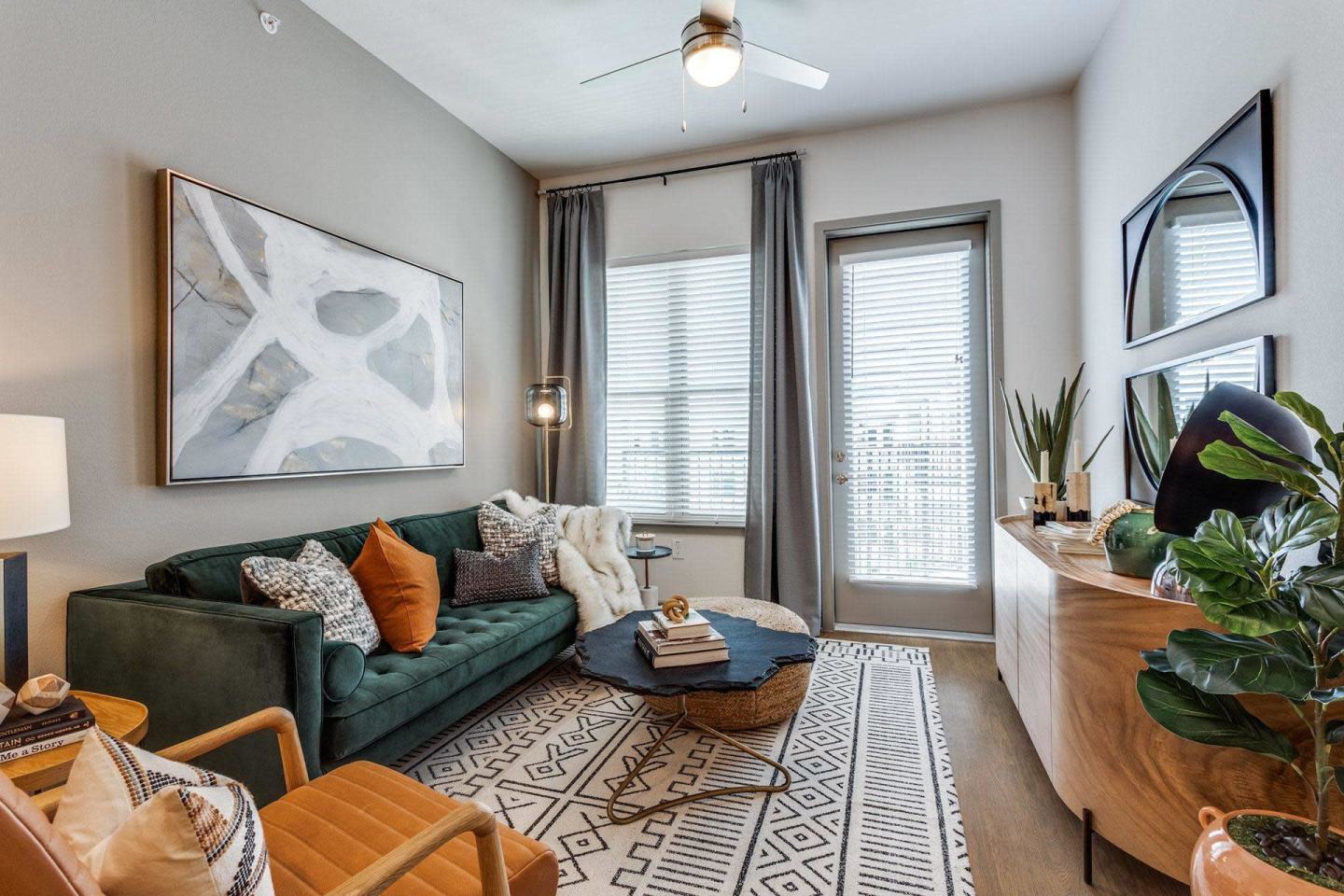 Luxia Gallery House Image 29