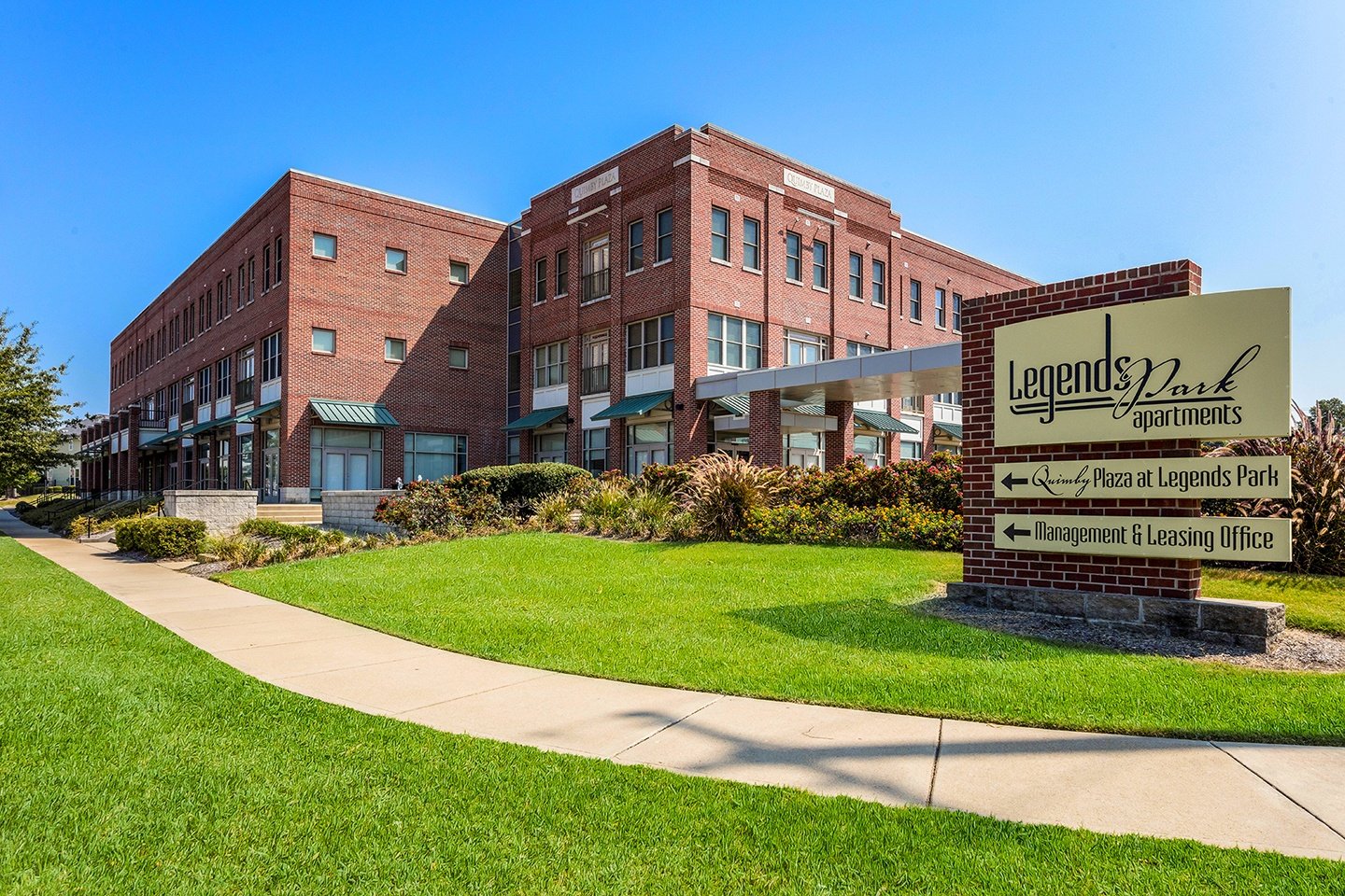 Legends Park Apartments Image 11