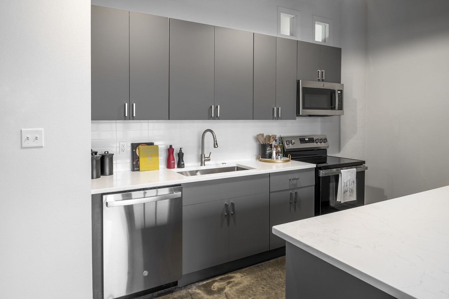 American Can Apartments Image 4