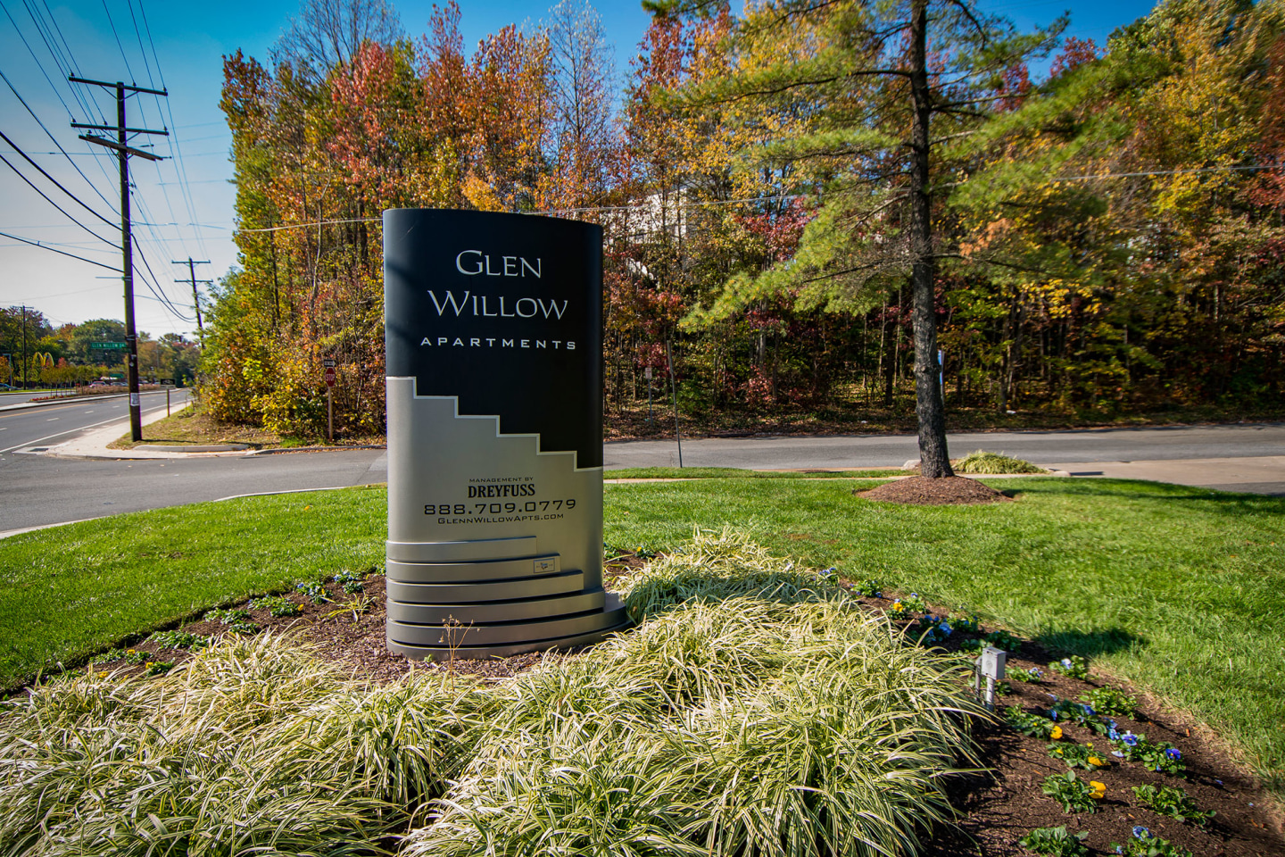 Glen Willow Apartments Image 1