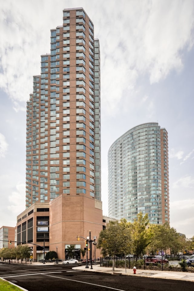 Liberty Towers Image 34