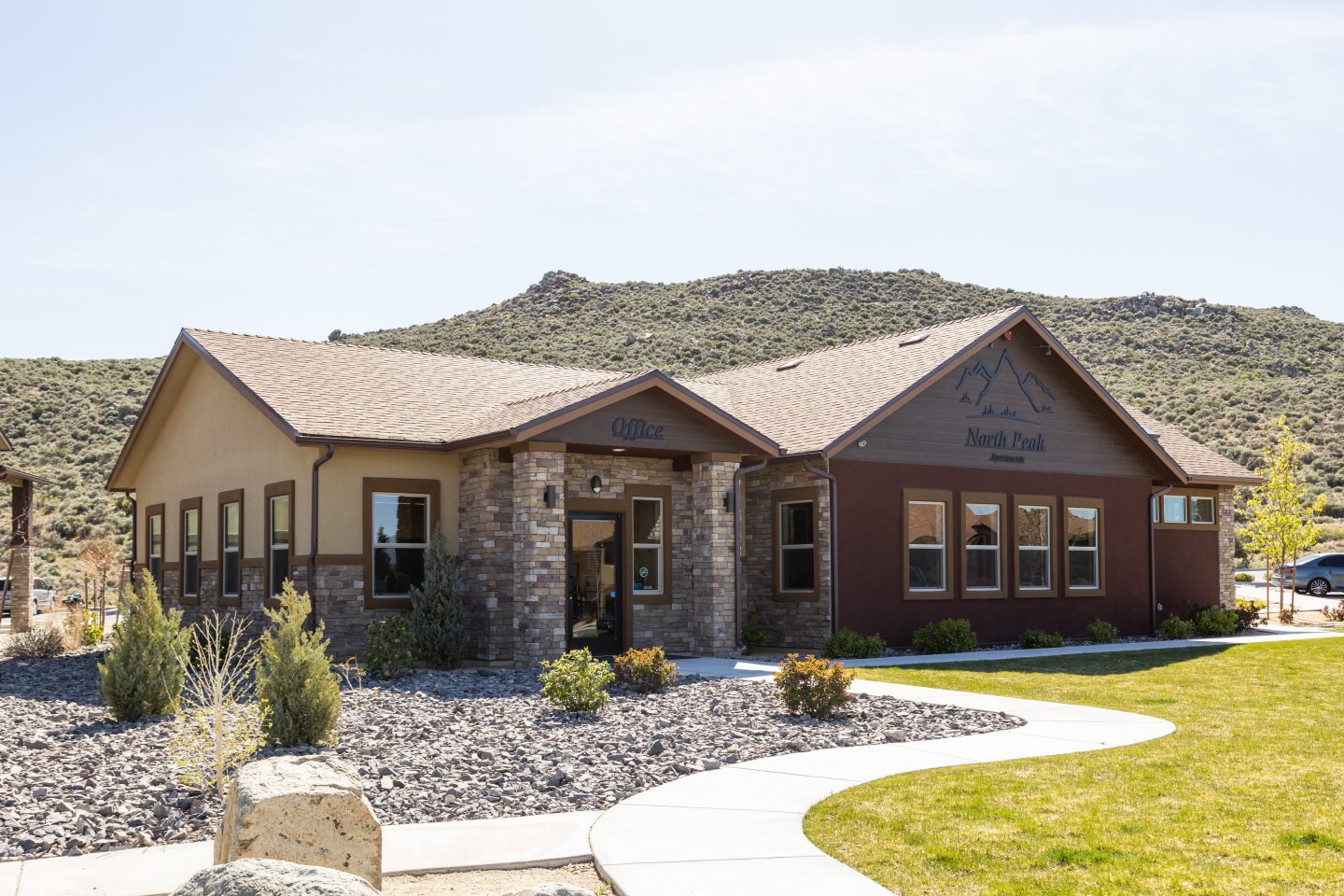 North Peak Apartments Image 10