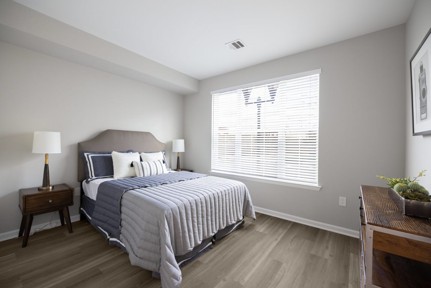 Harbor Pointe Image 12