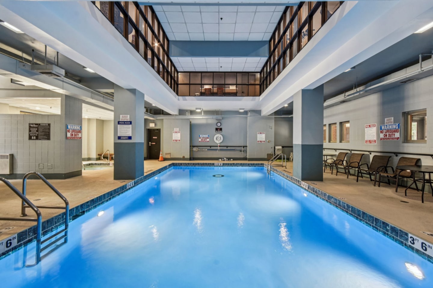 100 West Chestnut Apartments Image 6