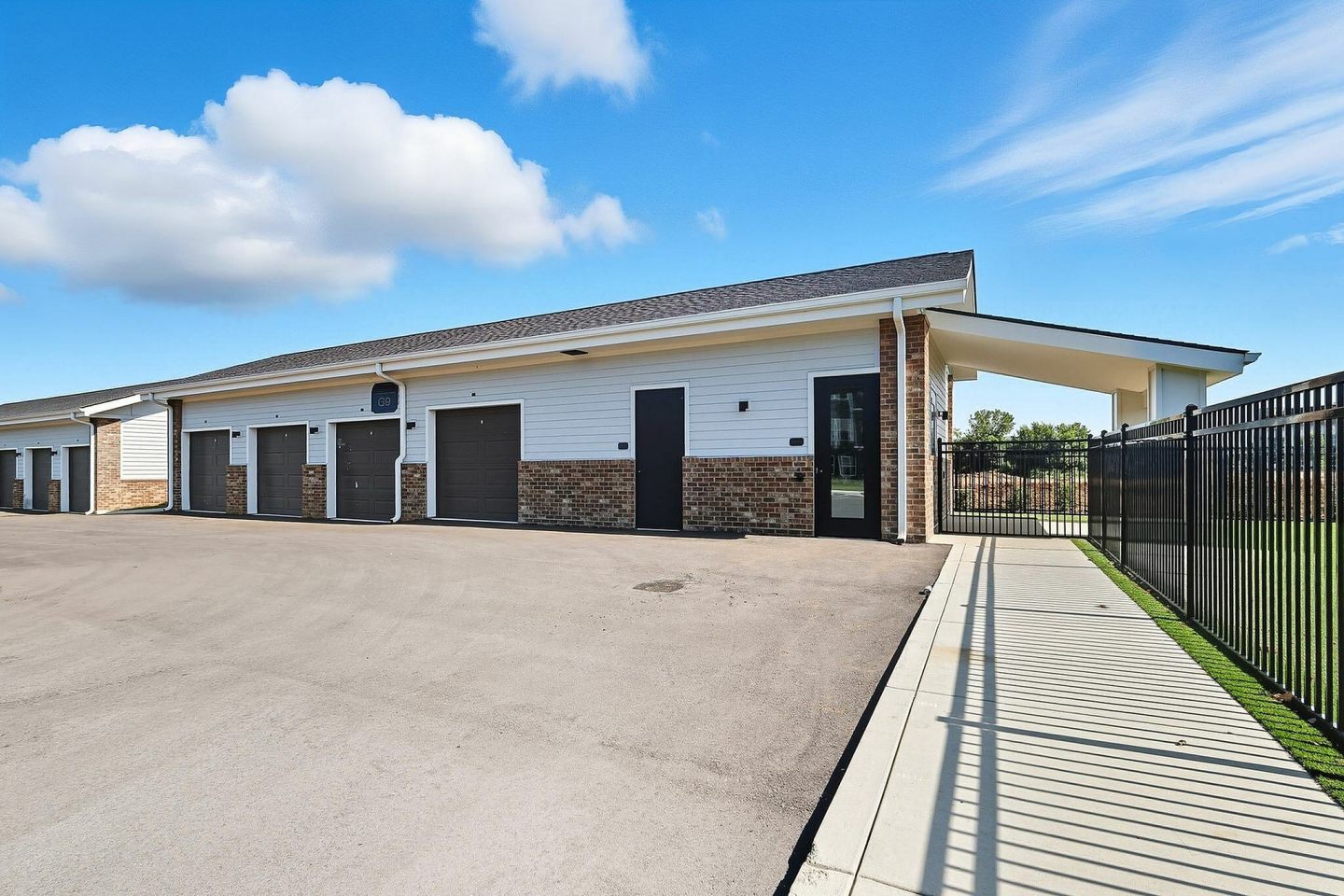 The Rowley Image 36
