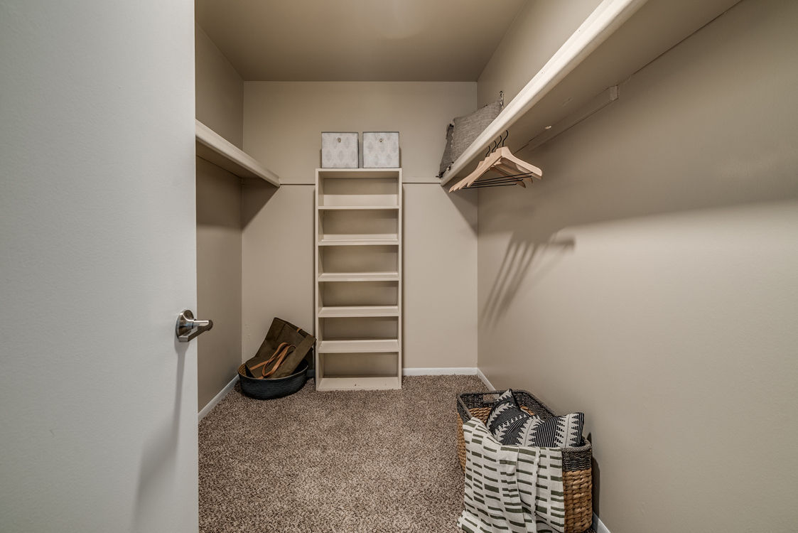 Sutton Place Image 12