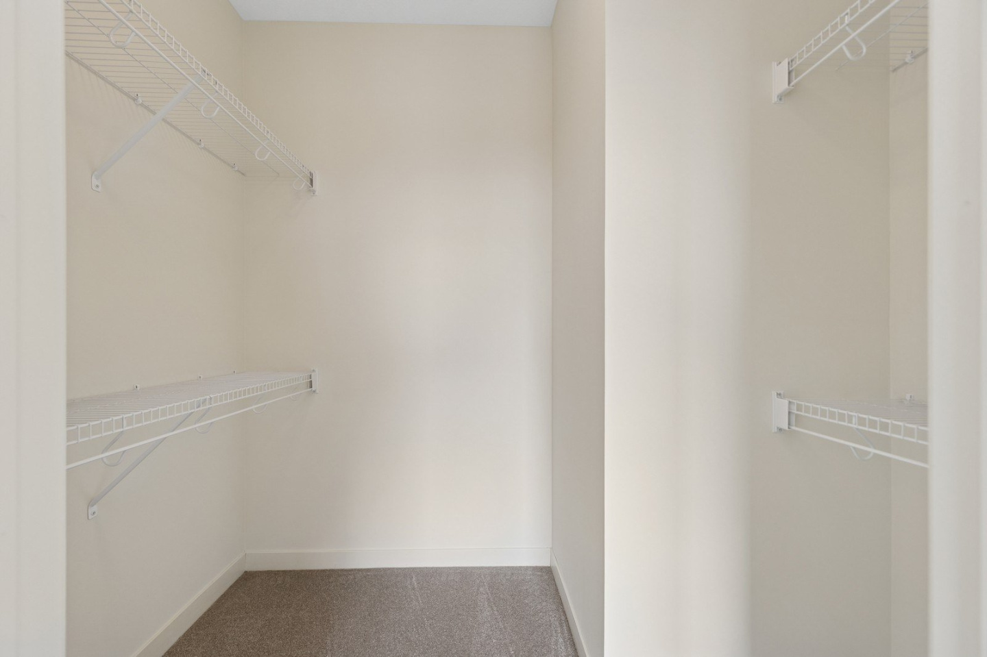 Marshall Avenue Flats Image 24