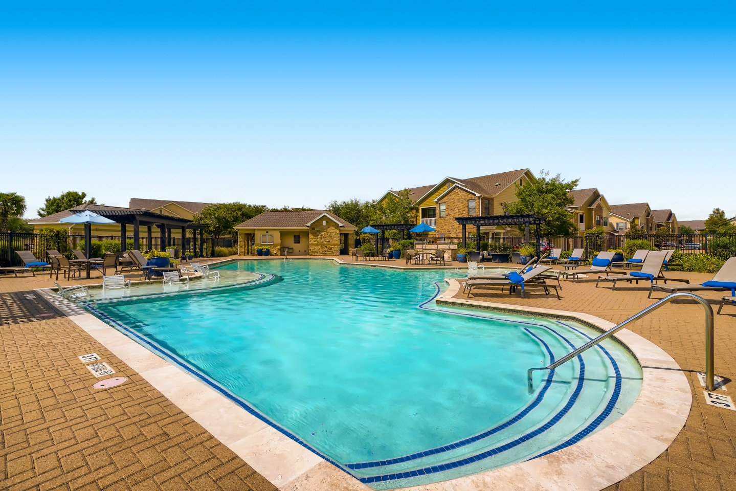 Grand Villas at Katy Image 57