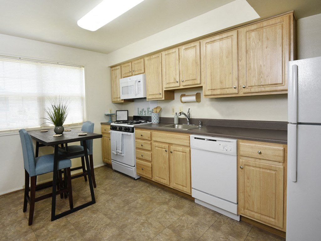 Kingston Townhomes Image 5