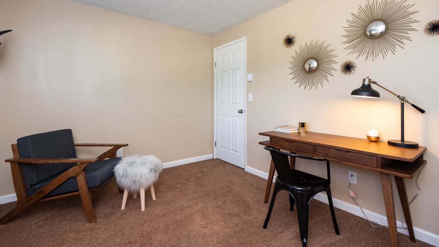 Pinewood Terrace Image 8