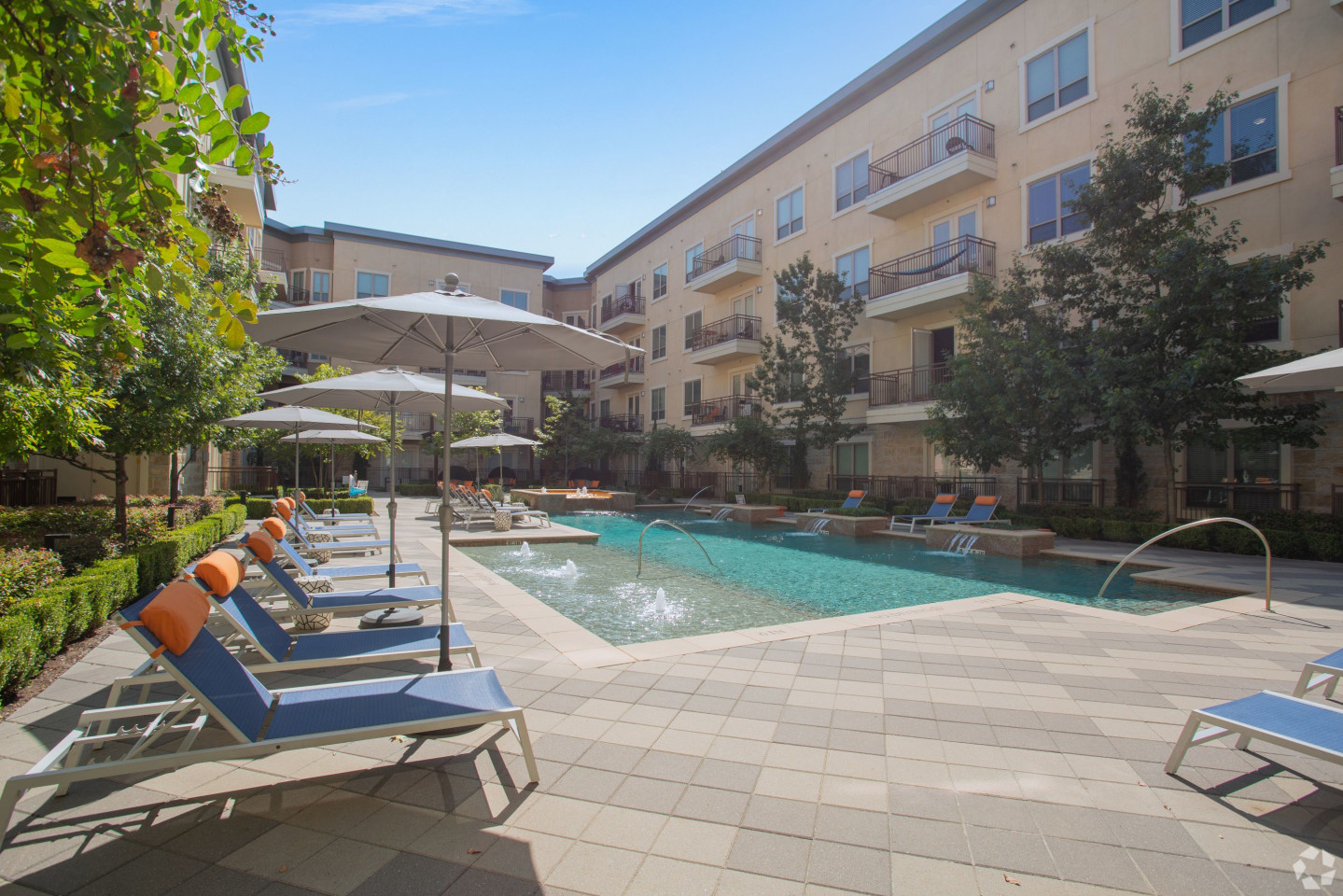 Fountain Pointe Las Colinas Image 29