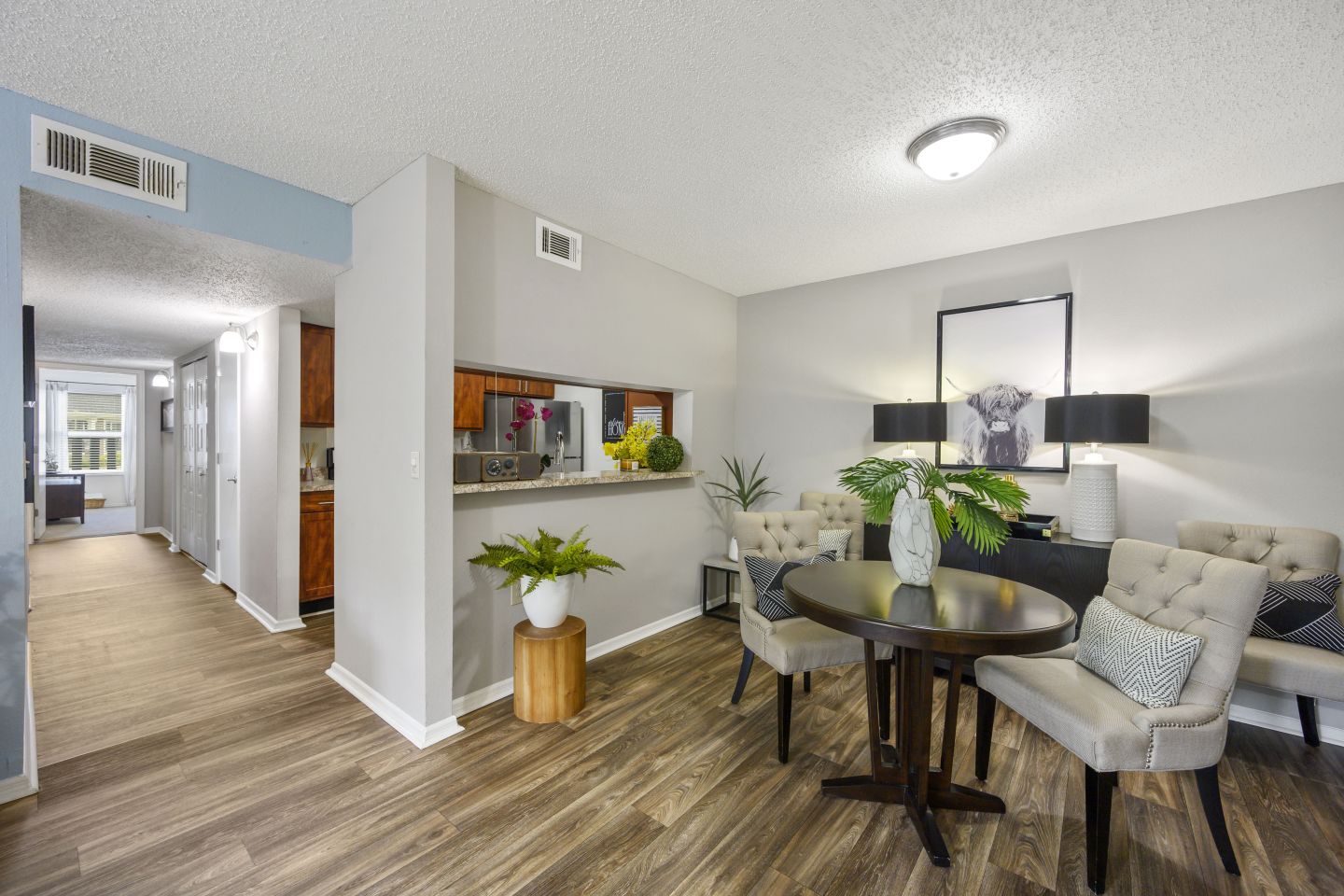 Paddock Club Apartments Image 9