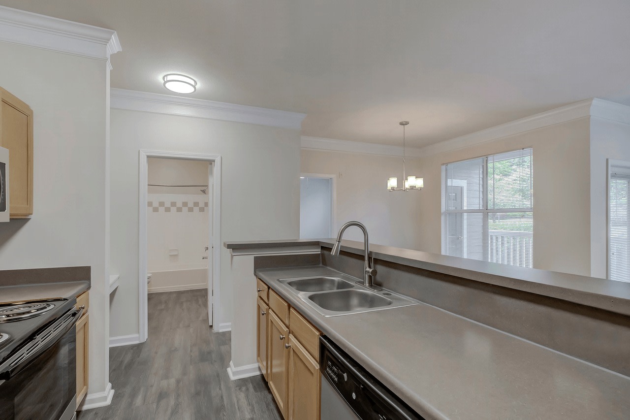 Lakeside at Town Center Apartments Image 71