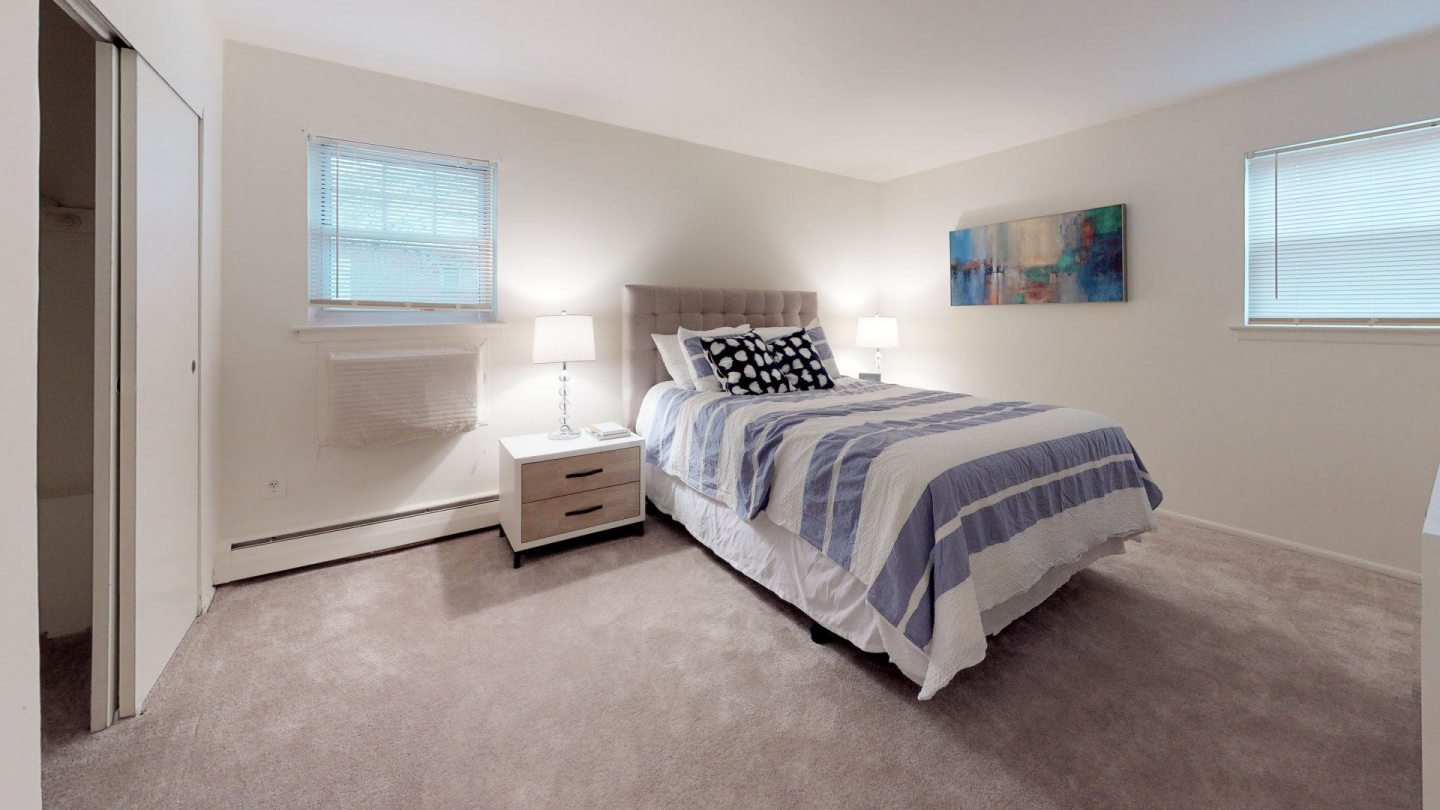 Whitehall Apartments Image 11