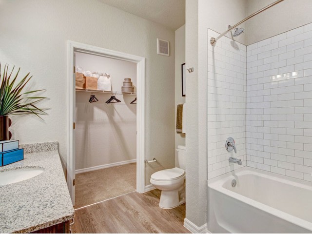 Aqua Palm Bay Image 10