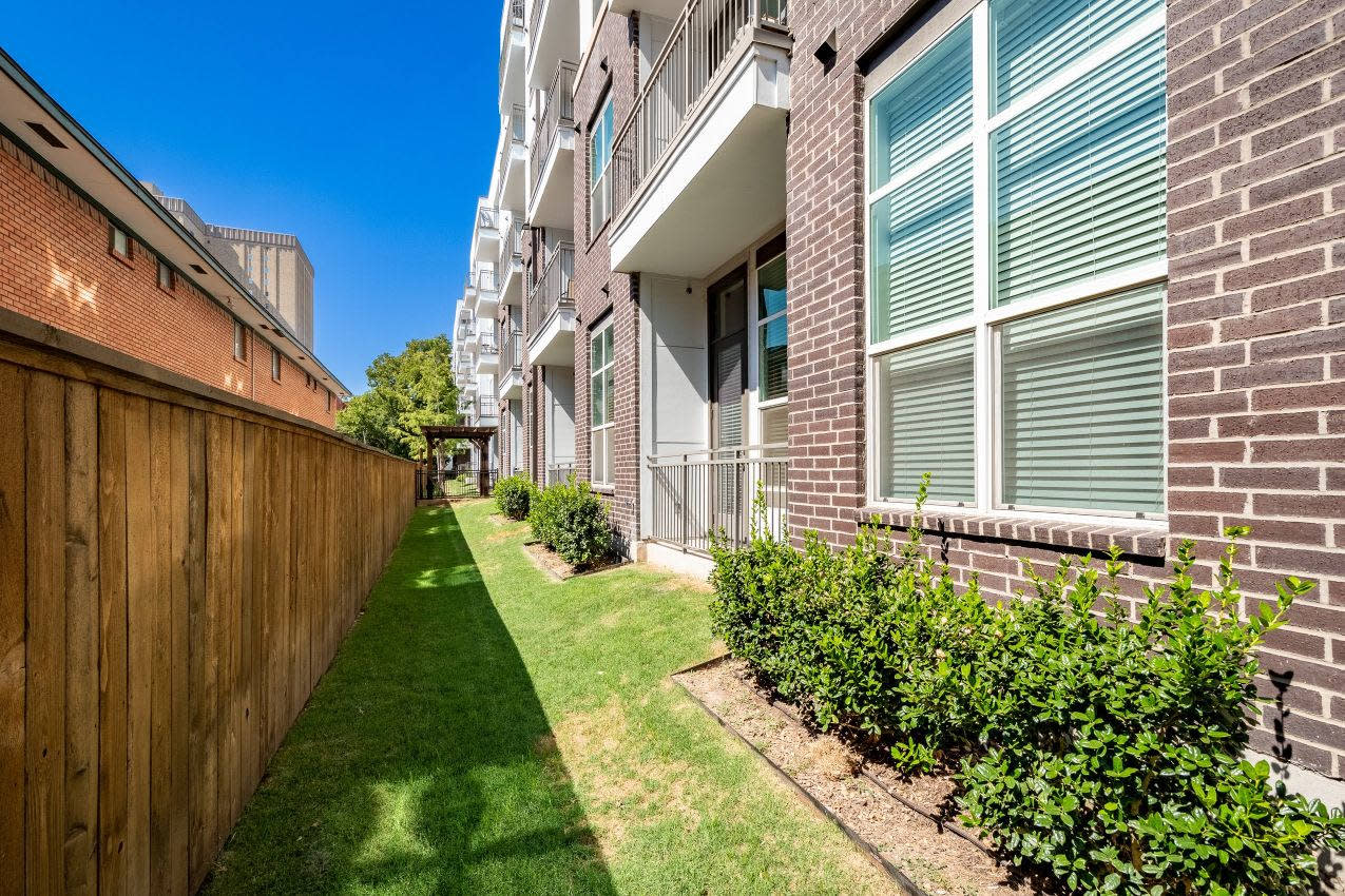 Luxia Swiss Avenue Image 17