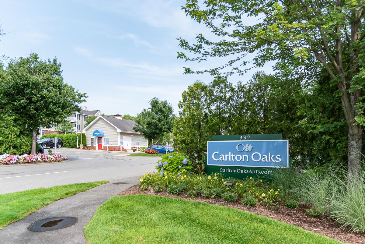Carlton Oaks Image 26