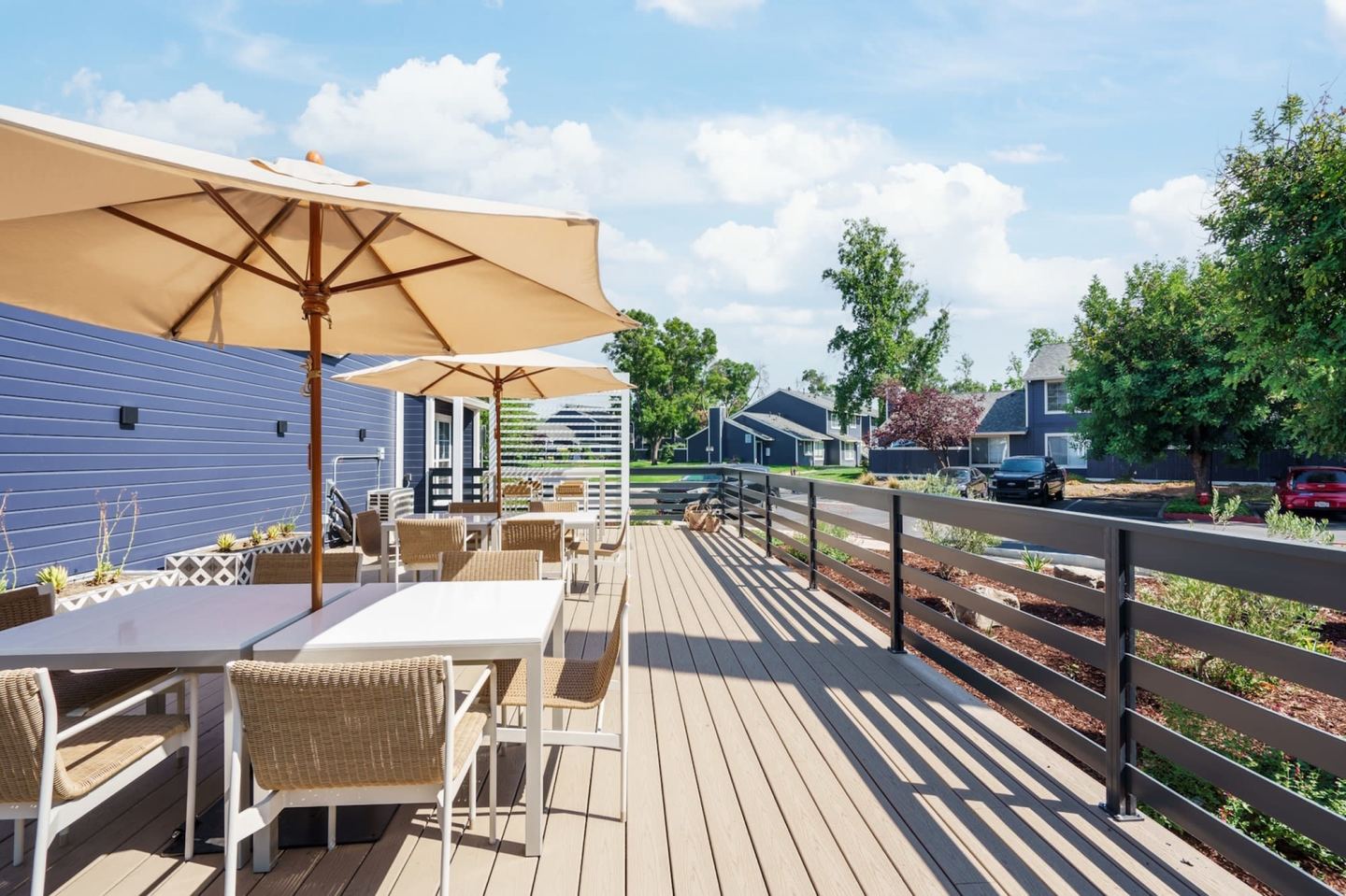 The Arbors Apartments Image 22