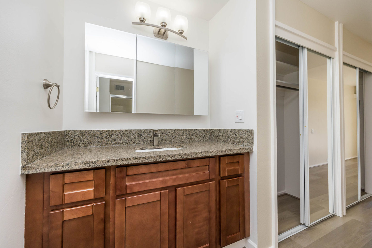 115 Moss Avenue Image 17