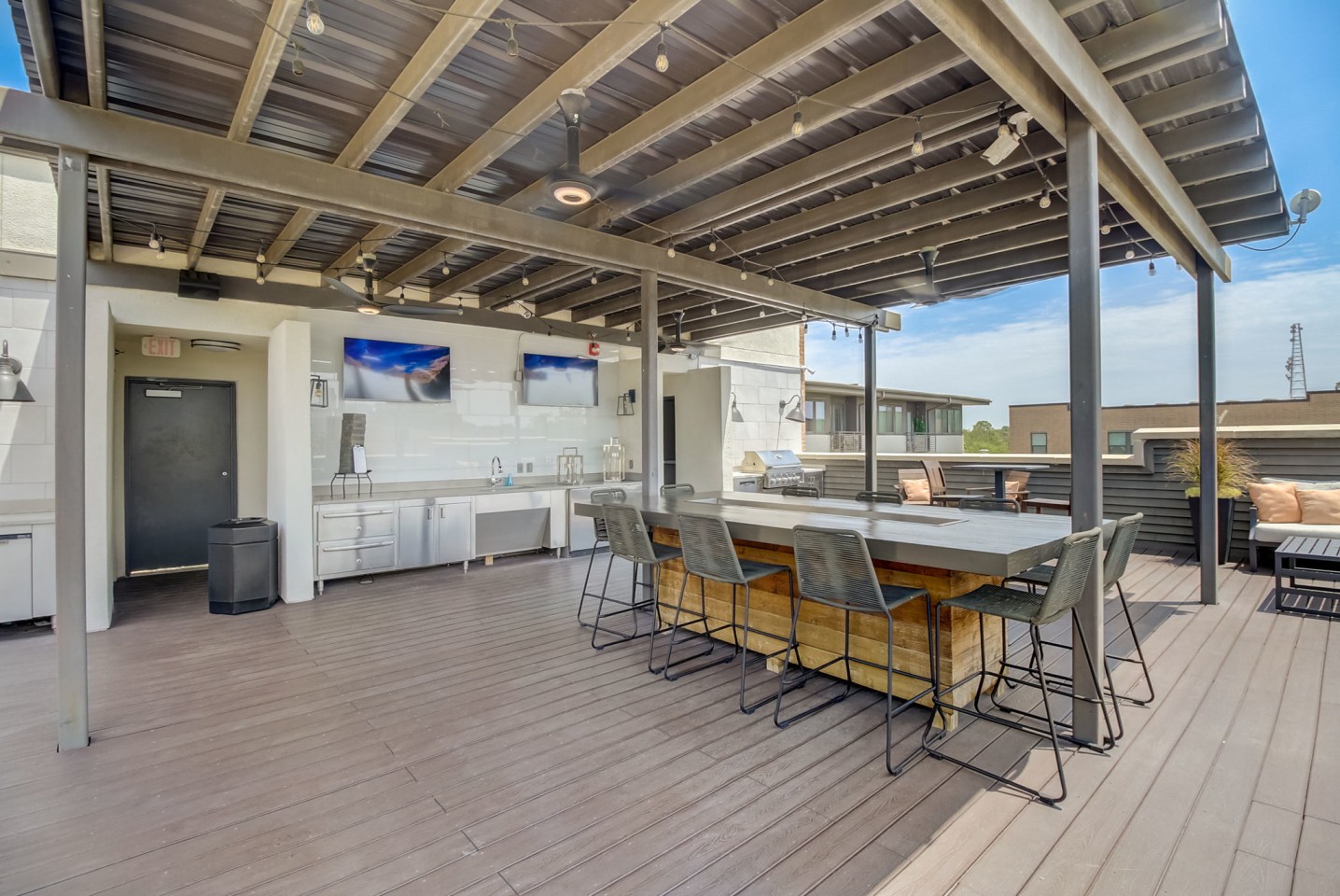 Loft + Row Image 8
