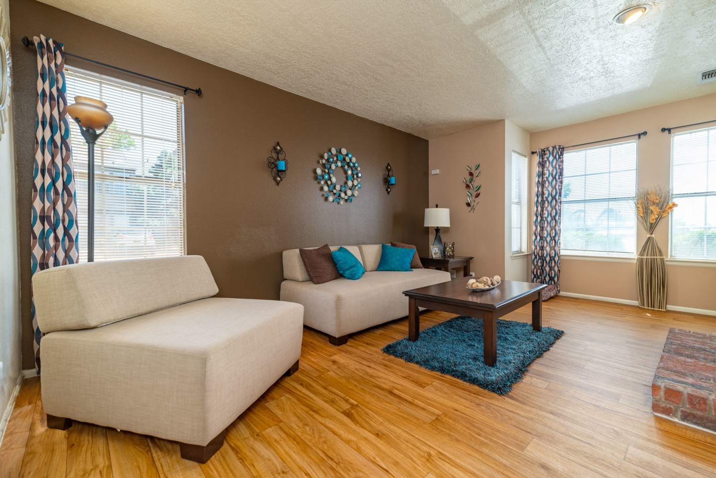 Oak Tree Park Apartments Image 2