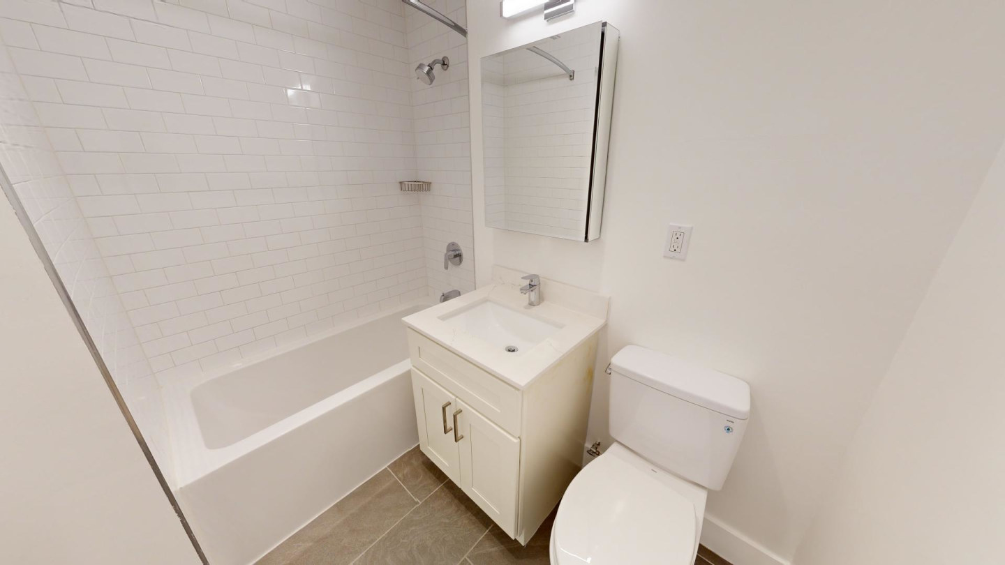 355 Fulton Image 12