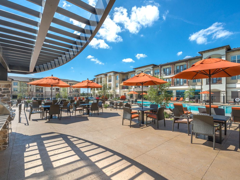 Avalon Lakeside Image 36
