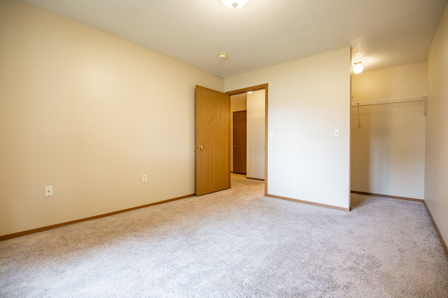 Turnpike Apartments Image 11