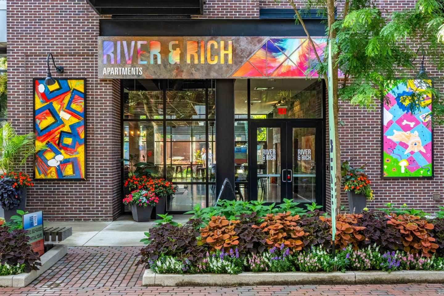 River & Rich Image 39