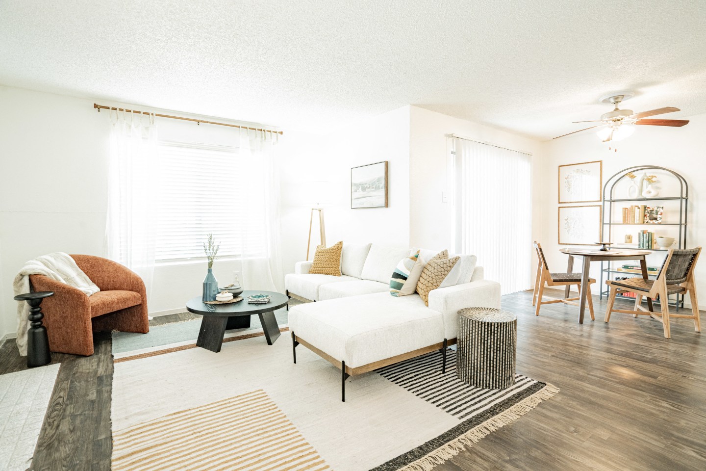 Riverwalk Apartments Image 4