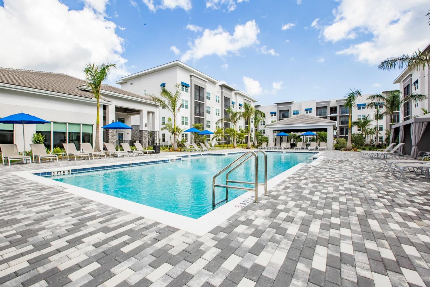 The Point at Palm Beach Grove Image 21