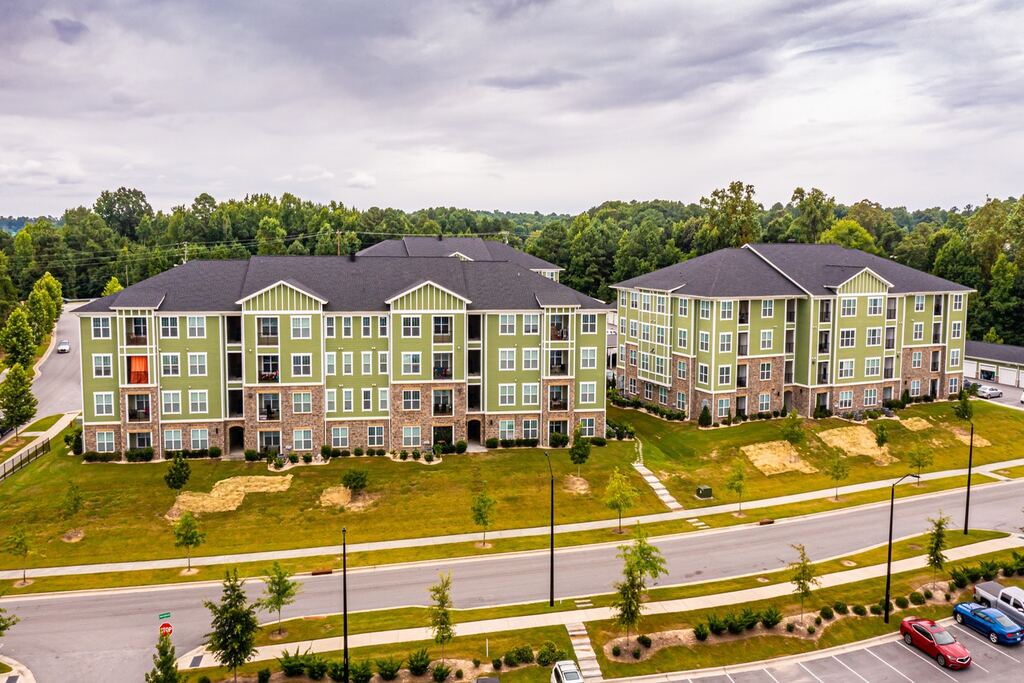 Affordable Housing - Luxury Apartments at Foxwood Image 196