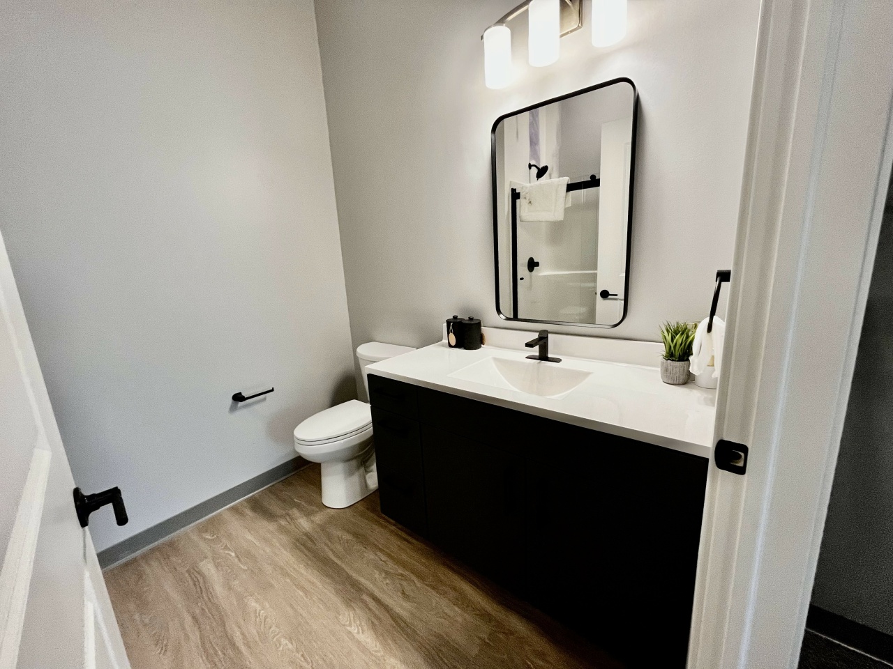 The Abbey Townhomes and Flats Image 11