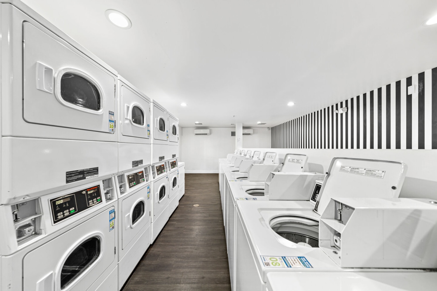 Summerview Beach Resort Luxury Apartments Image 18