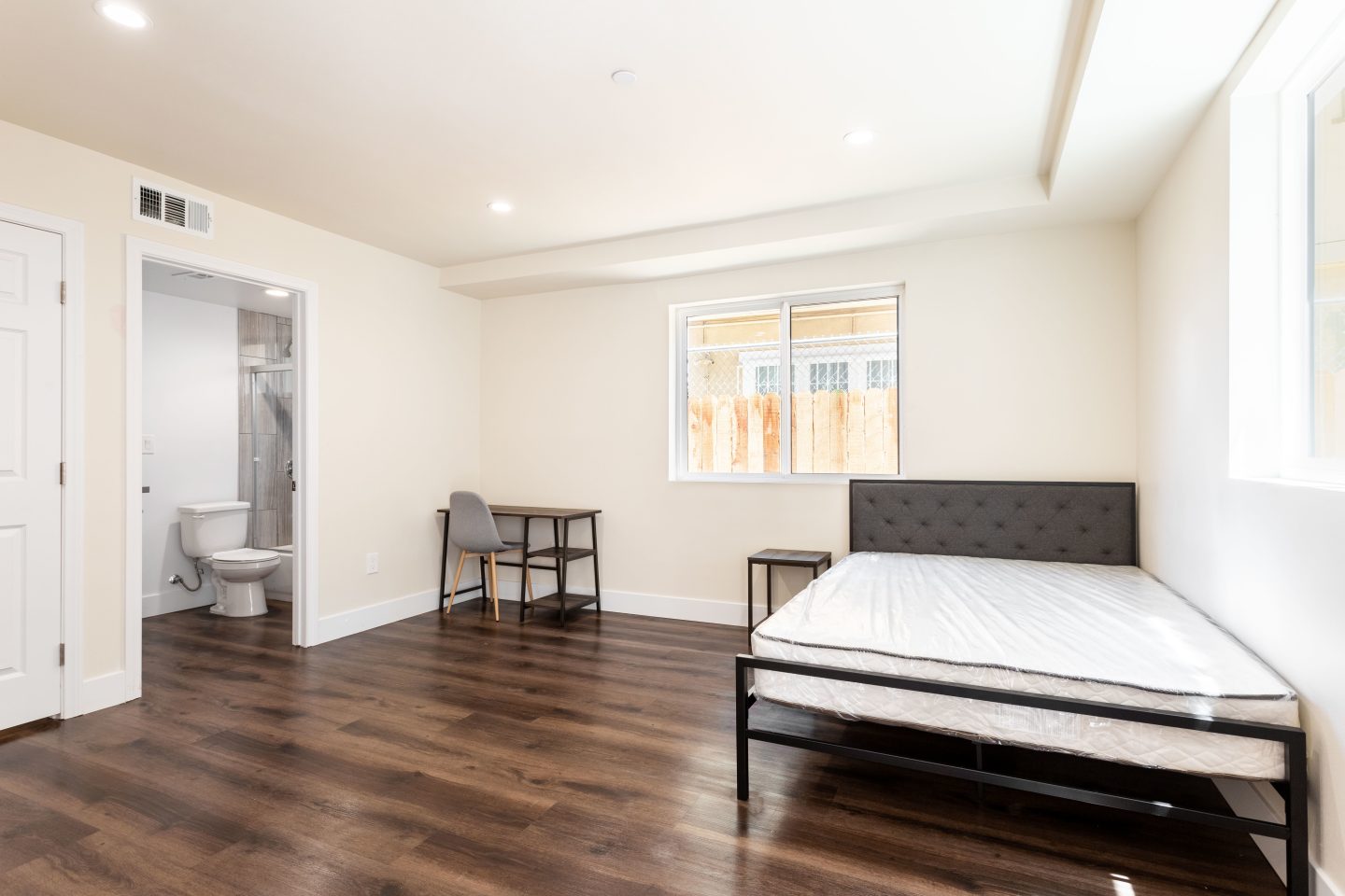 Antares 1419 S New Hampshire Avenue - Co-Living Image 10