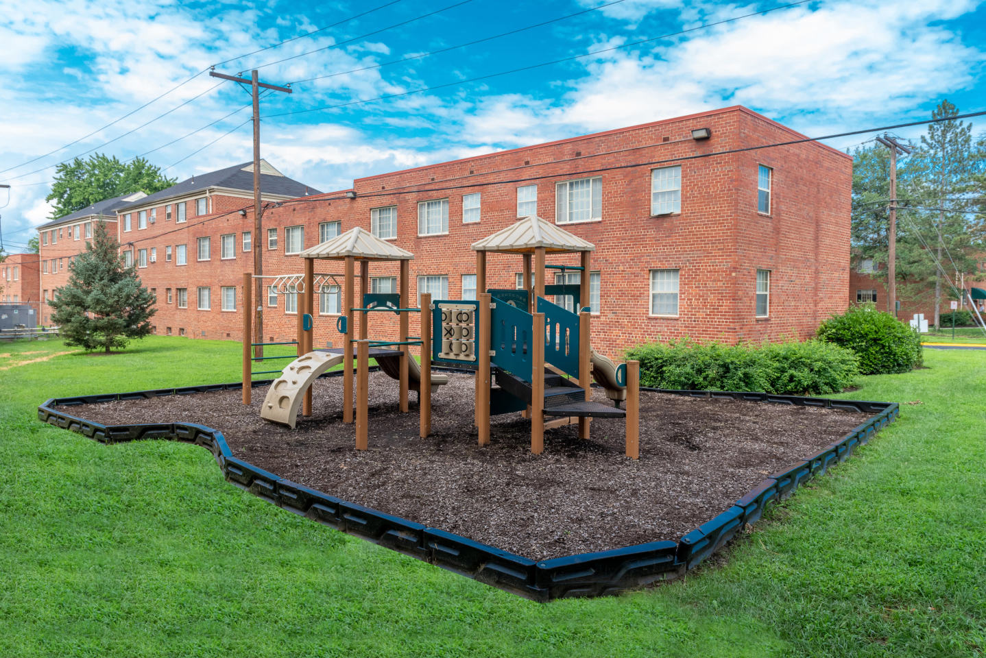 Hamilton Manor - Affordable Housing Image 15