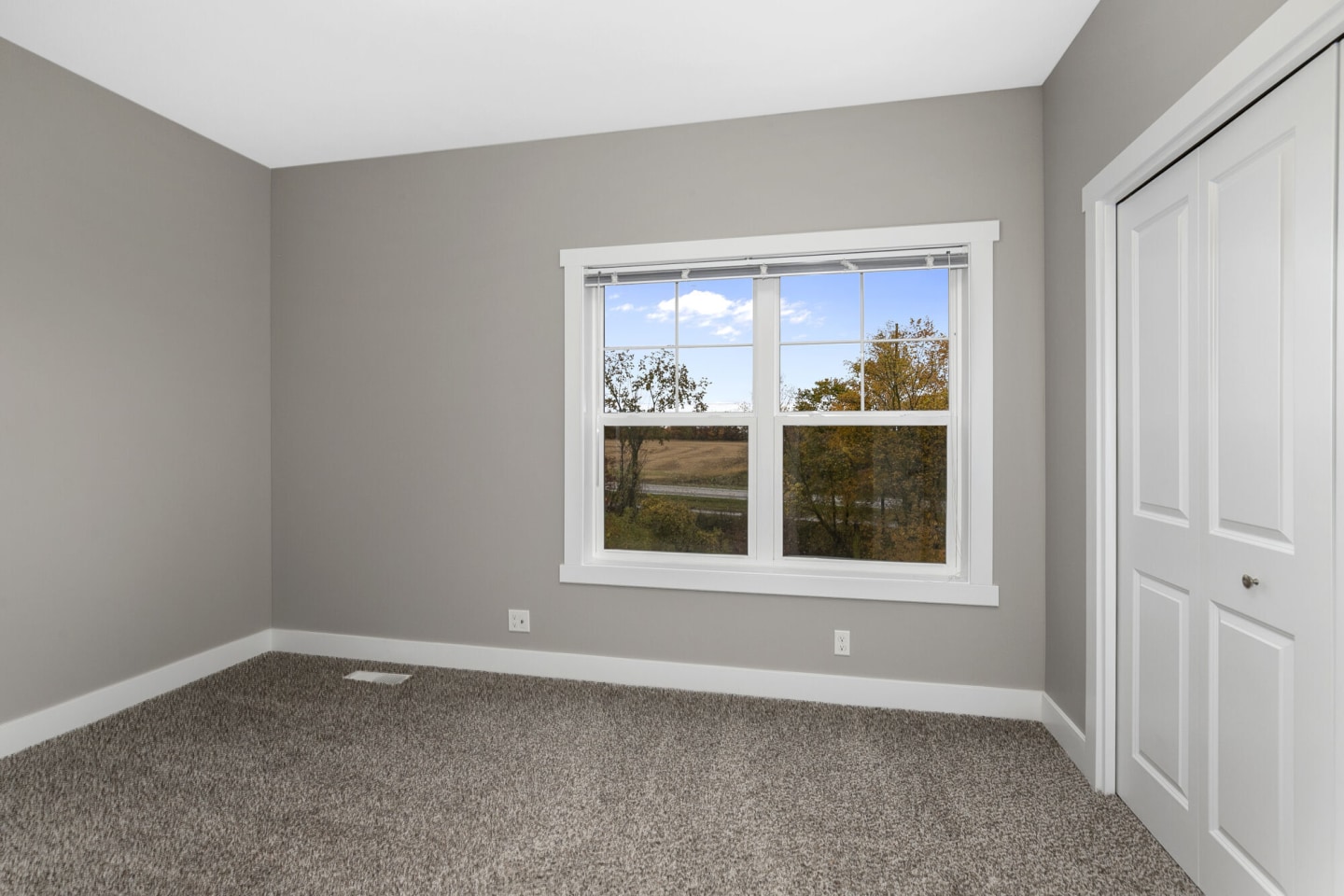 Jamestown Meadows Image 9